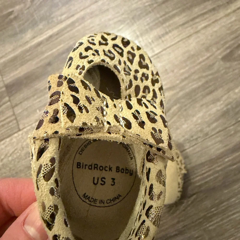 Bird Rock Baby Leopard Print Bow Moccasins - Picture 4 of 4